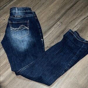 Cowgirl tuff jeans a 28